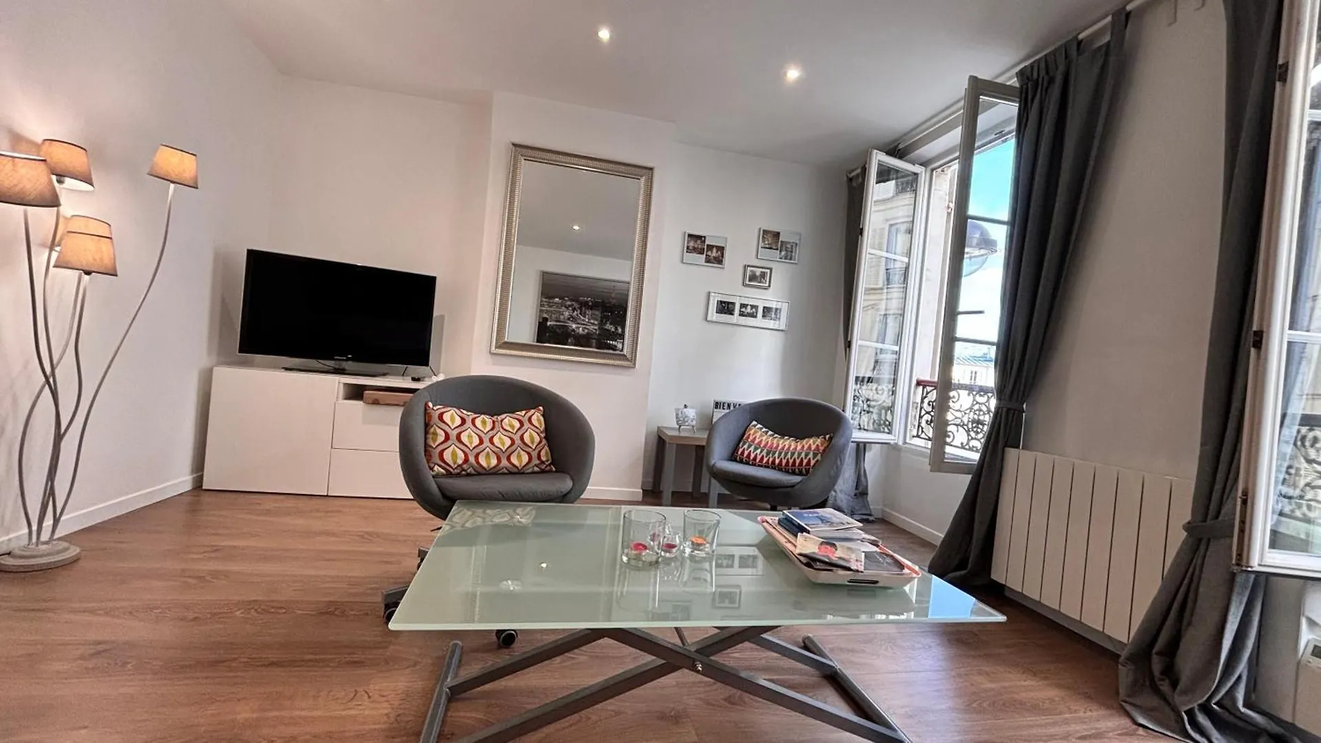 Charmant Apartment In Monmartre باريس